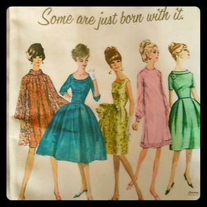 Meet your Posher, Jen 🖤's Paris